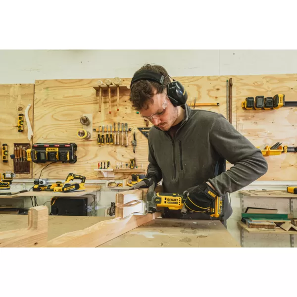 Aku oscilační multibruska Dewalt DCS359NT solo, TSTAK