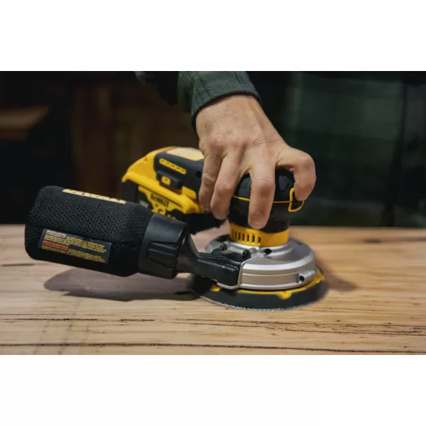 Aku excentrická bruska DeWALT DCW230N, 150 mm, bez akumulátorů