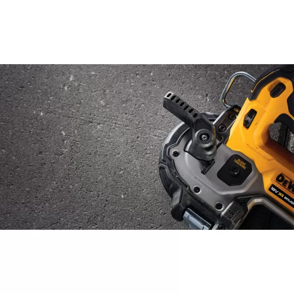 Aku pásová pila kov Dewalt 18V 46mm - solo DCS377N