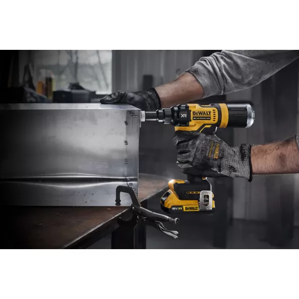 Aku nýtovací kleště DeWalt DCF403NT 18V XR 4,8 mm s bezúhlíkovým motorem