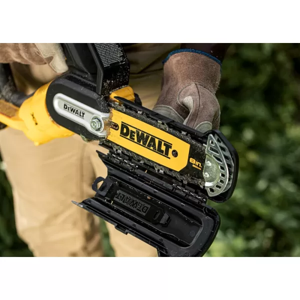 Aku prořezávací pila DeWalt DCMPS520N 200mm, 18V, bez aku