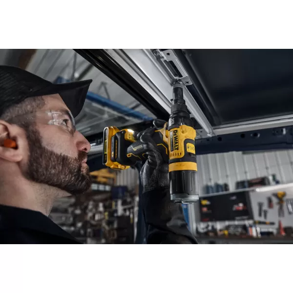 Aku nýtovací kleště DeWalt DCF403NT 18V XR 4,8 mm s bezúhlíkovým motorem