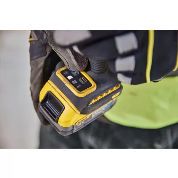 Aku rázový utahovák DeWalt DCF860E2T POWERSTACK, 18V, 2x1,7Ah, kufr