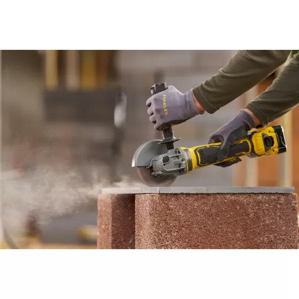 Aku bezuhlíková úhlová bruska Stanley FATMAX® SFMCG700B, V20, bez baterie a nabíječky 18 V