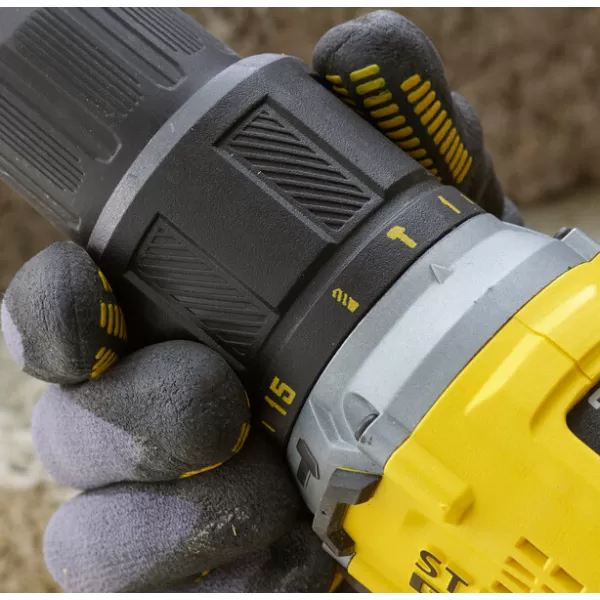 Aku bezuhlíková vrtačka s příklepem Stanley FATMAX® SFMCD715D1K, V20, 18 V